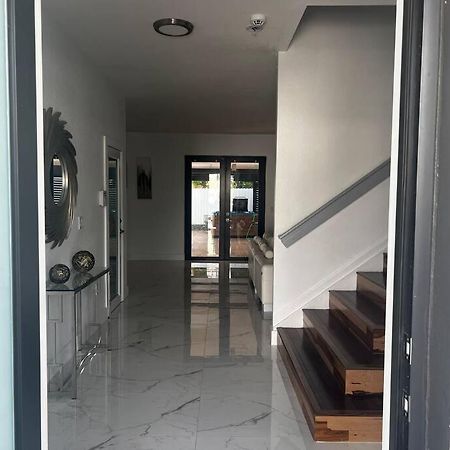 Villa Yenya Miami Exterior photo
